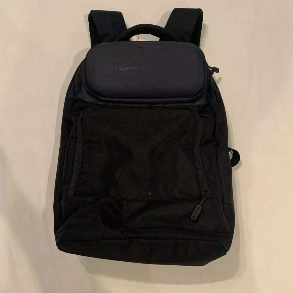 Speck Hard Shell Computer Backpack 15" Black